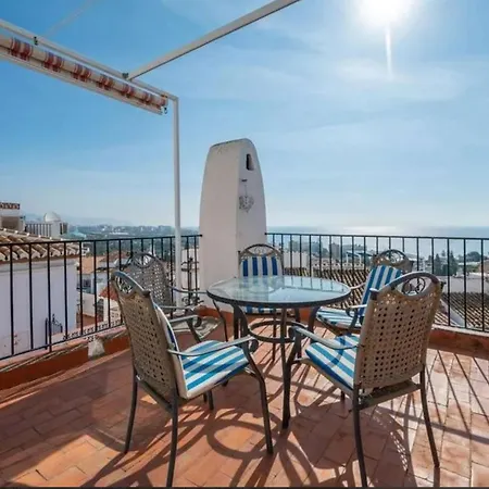 Caritas With Sea Views Holiday home *
