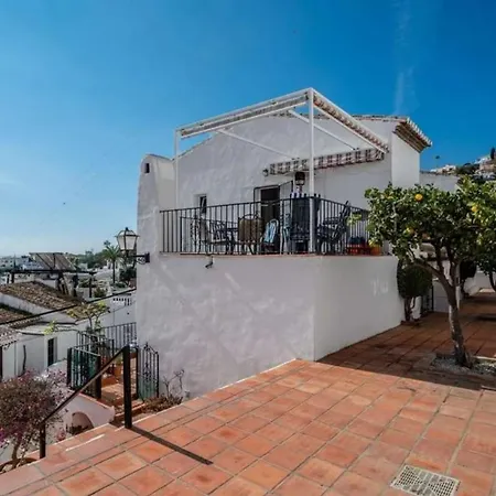 Caritas With Sea Views Holiday home Nerja